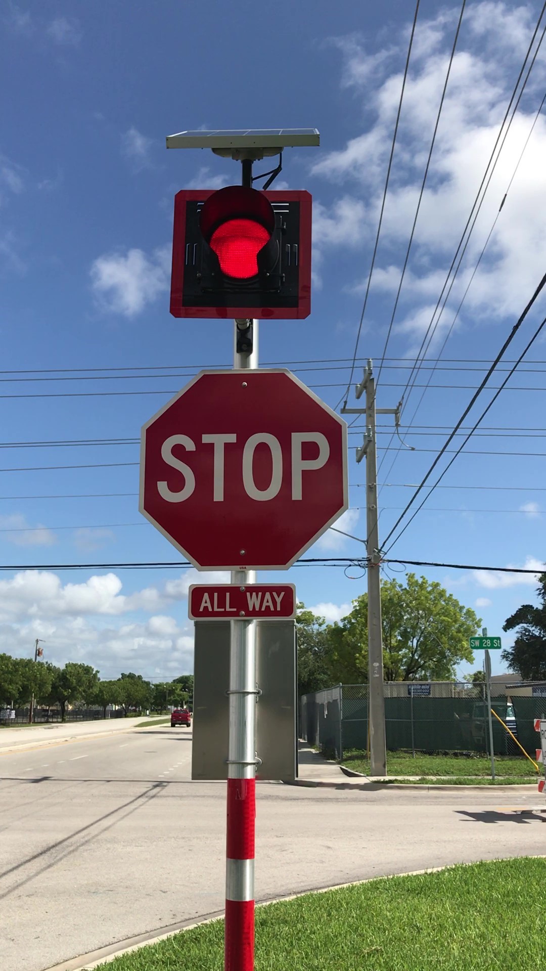 Solar 24 hours Flashing Beacons Stop